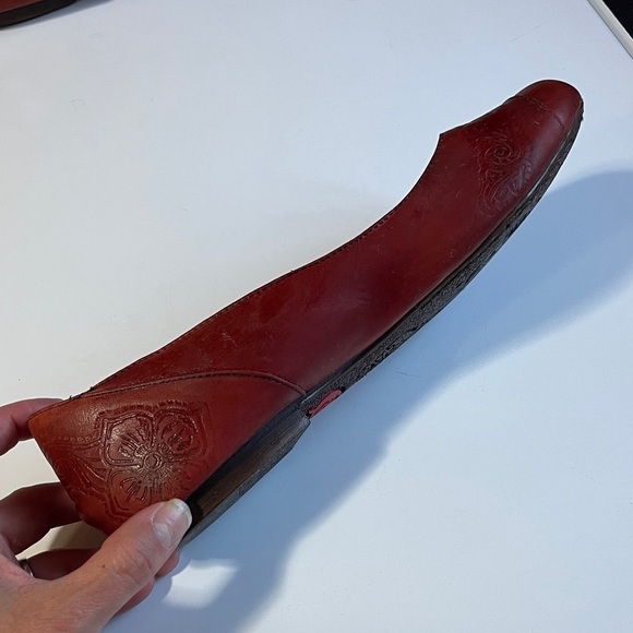 Born Women's Red Leather Loafers - Picture 7 of 12